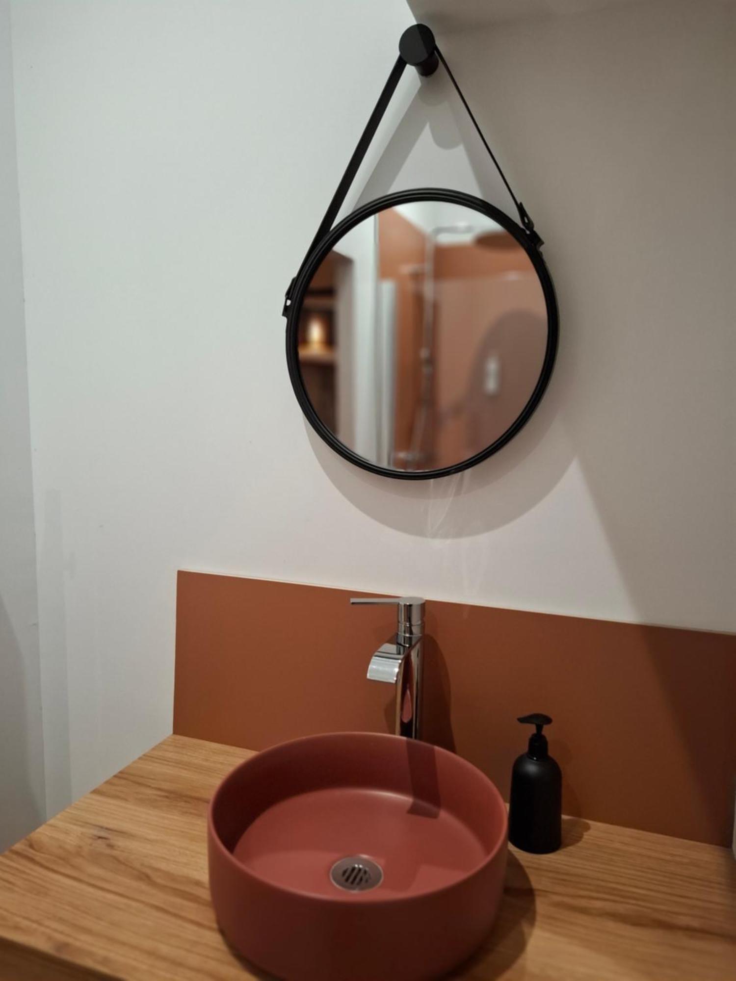 Apartamento La Peniche De Fabrice Avec Jacuzzi Privatif Estrasburgo Habitación foto