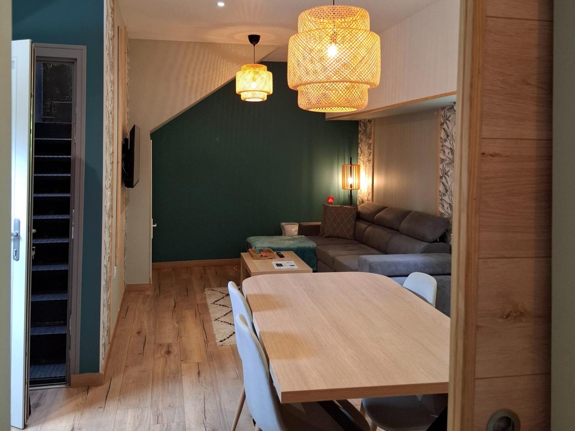 Apartamento La Peniche De Fabrice Avec Jacuzzi Privatif Estrasburgo Exterior foto